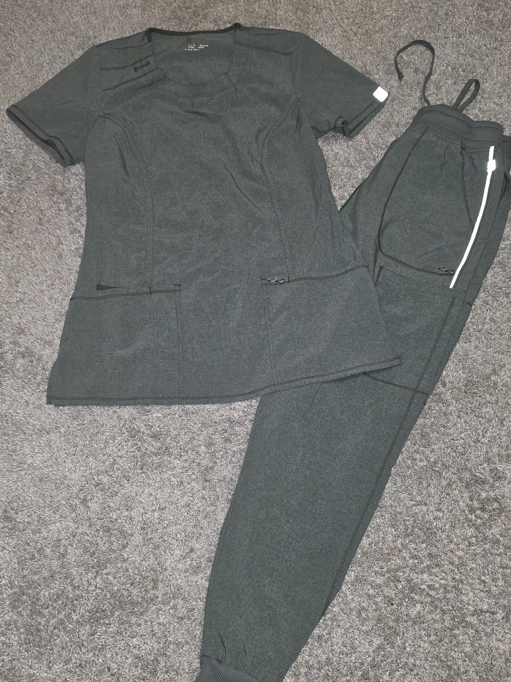 Croton Dark Green Women's Jogger Scrub Set - Top & Track Pants